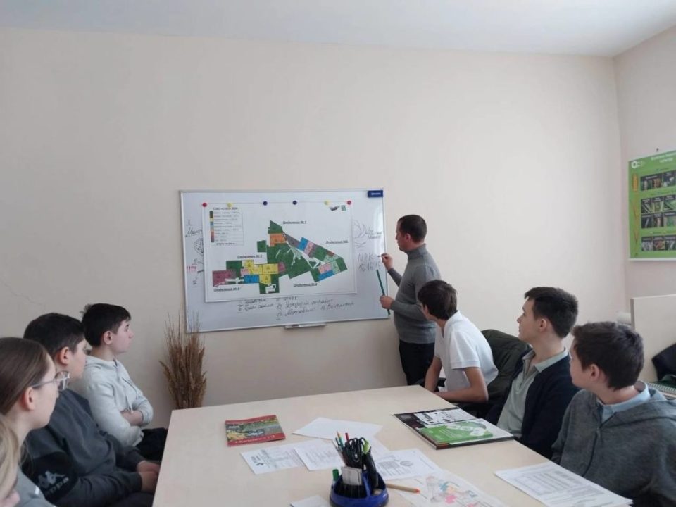 Агрокласс узнал секреты севооборота от агронома СЗАО «СКВО»